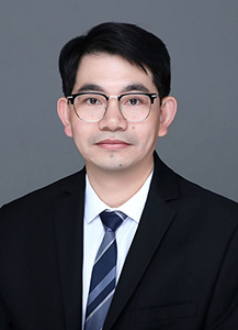 General Manager of Zhangjiagang Company • Ji Yehua